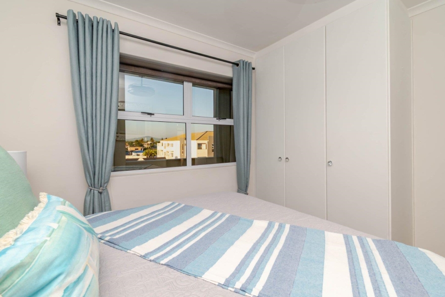 2 Bedroom Property for Sale in Bloubergstrand Western Cape